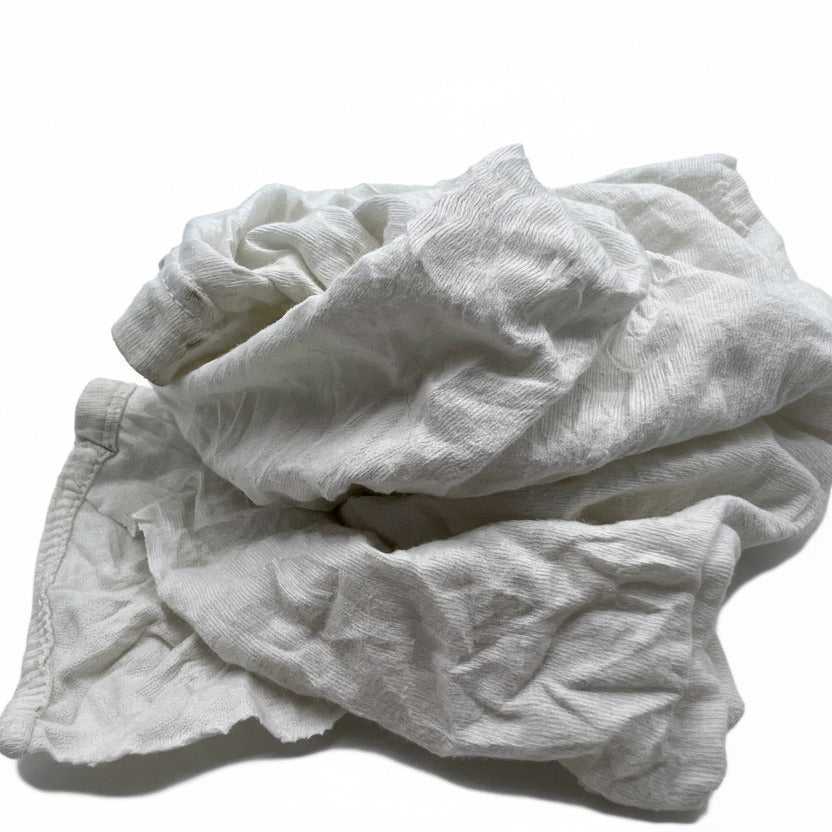 Weißes Trikot-Putztuch: Premium-Industrieputzlappen aus weißer Trikotware, weicher und lösungsmittelbeständig.