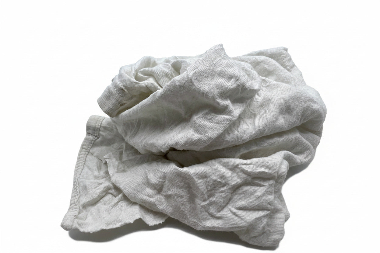 Weißes Trikot-Putztuch: Premium-Industrieputzlappen aus weißer Trikotware, weicher und lösungsmittelbeständig.